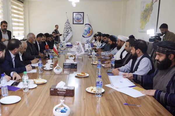طالبان وايي د ایران سوداګرو د افغانستان په کانونو کې پانګونې ته لېوالتیا ښودلې