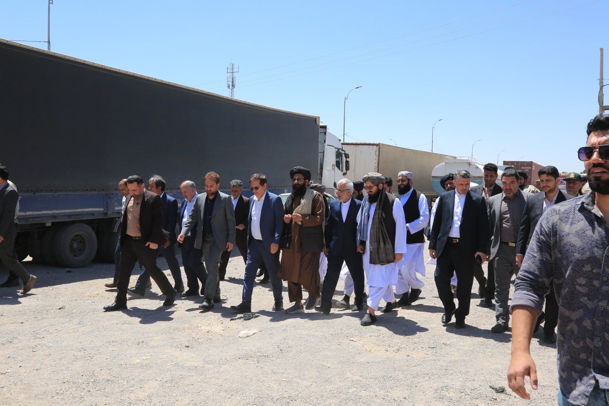 طالبان می‌گوید این زندانیان روز چهارشنبه به افغانستان منتقل شدند