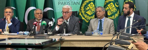 د پاکستان د دفاع وزیر:  که پر پاکستانیانو برید وشي نو هندیان به هم خوندي پاتې نه شي