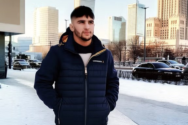 افغان لوبغاړی عطاءالله قاضي په پولنډ کې تر شپږ میاشتني بند وروسته خوشې شو