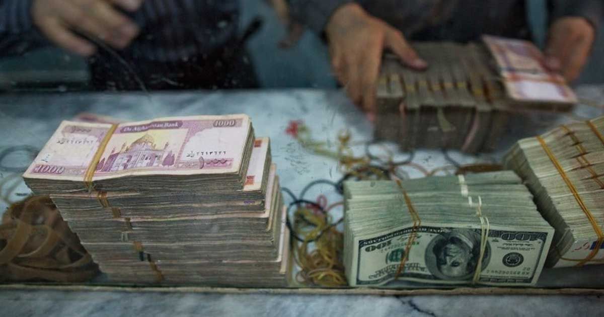 طالبان د افغانۍ ثبات ساتلو په لټه کې؛ یو ځل بیا شل میلیونه ډالره لیلاموي