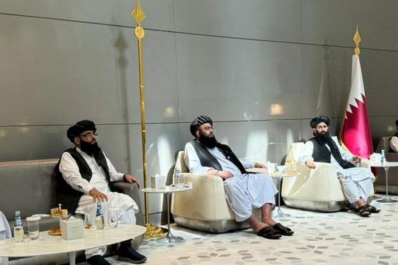 قطر برای معاون اداره طالبان میله بدون پرچم گذاشت