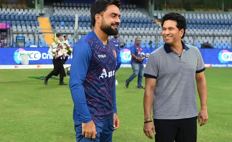 ساچین تندولکر، اسطوره کریکت جهان با بازیکنان تیم ملی کریکت افغانستان ملاقات کرد