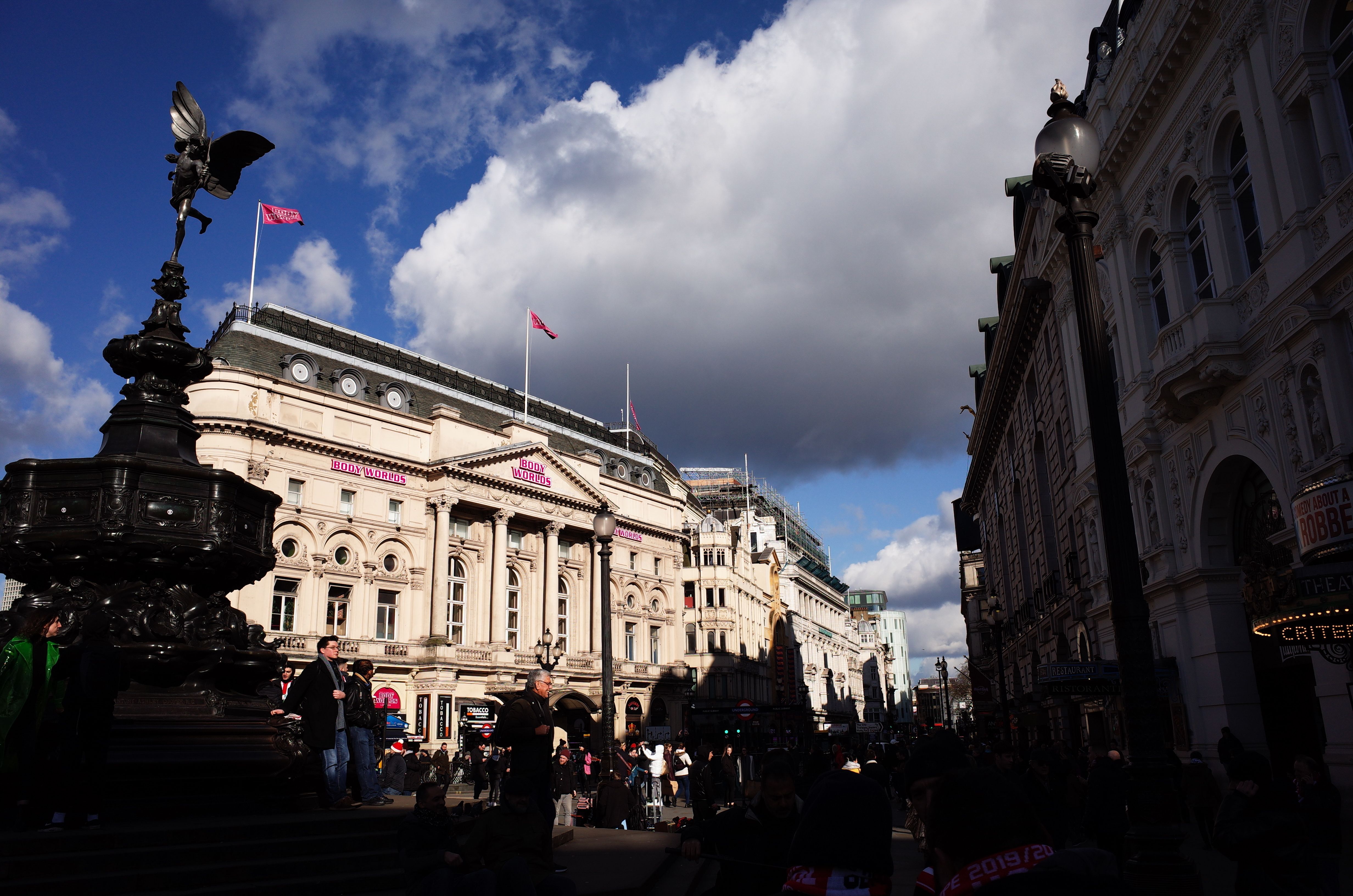 یک ساختمان نمادین معروف در مرکز لندن، مسجد و مرکز اسلامی می‌شود