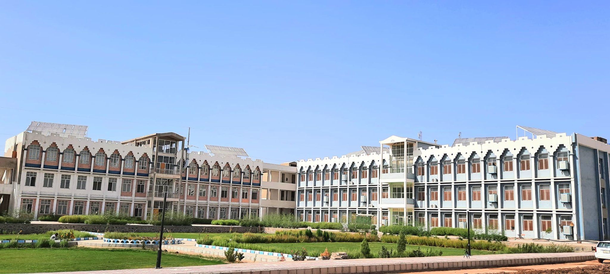 طالبانو په هلمند پوهنتون کې له ځان وژنې د ژغورنې په اړه ځوانانو ته عامه پوهای ور کړ