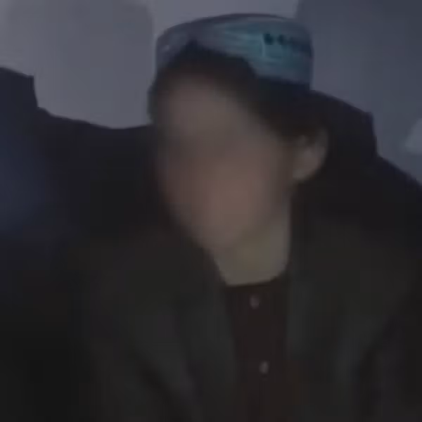 طالبان میگوید دختر پسرانهپوش هلمندی به خانه خود برگشته است