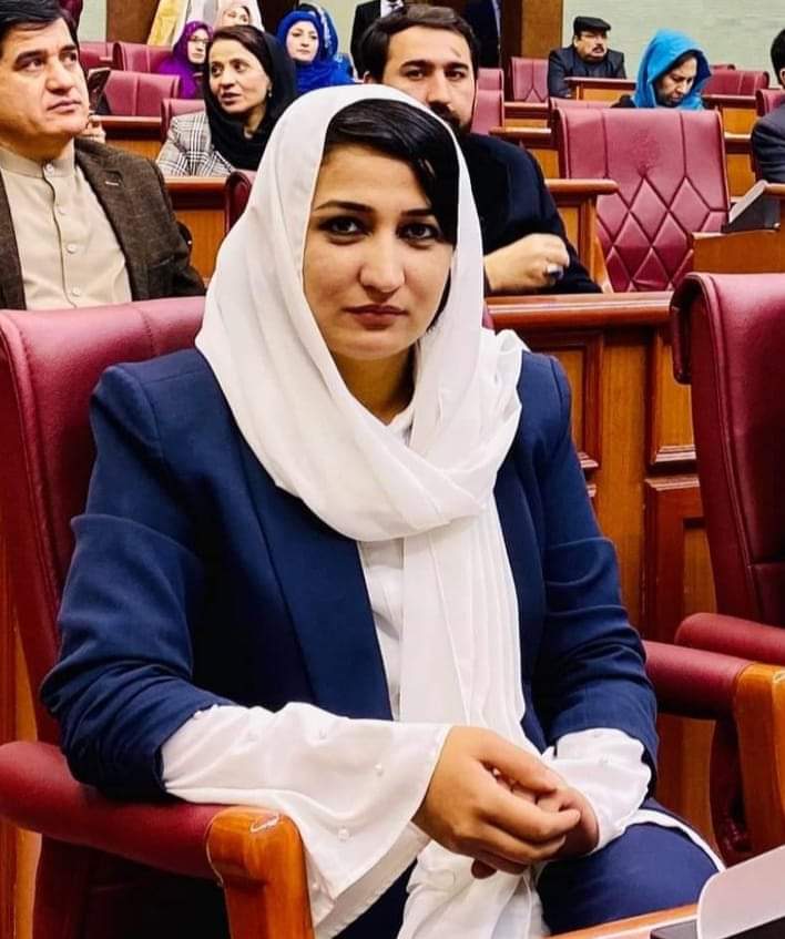 واکنش‌ به قتل مرسل نبی‌زاده؛ از "بی‌دفاعی" وکلای باقی‌مانده در افغانستان تا مسئولیت طالبان