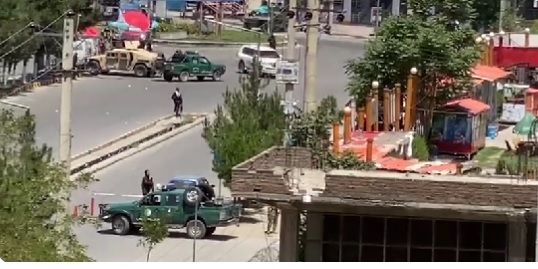 منابع محلی از تیراندازی و درگیری در نزدیکی نشست علمای طالبان در کابل خبر می‌دهند