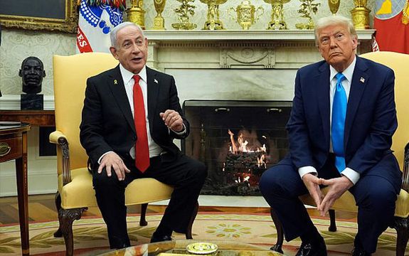 د امریکا ولسمشر ټرمپ او نتنیاهو د فلسطینیانو د بې ځایه کېدو په اړه خبرې کړي