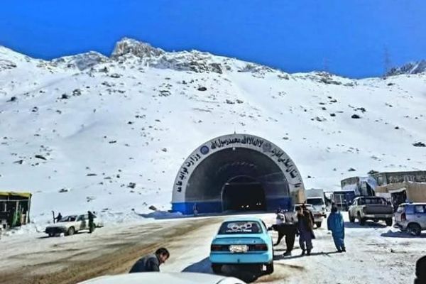 طالبانو د سالنګ لویې لارې د بندېدو پرېکړه وځنډوله