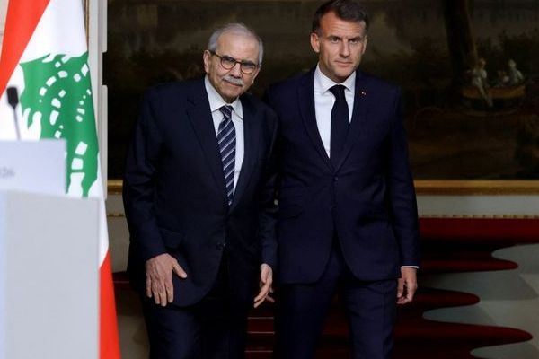 امانویل مکرون: فرانسه هڅه کوي چې د لبنان او اسراییل ترمنځ مذاکراتو ته لاره هواره کړي