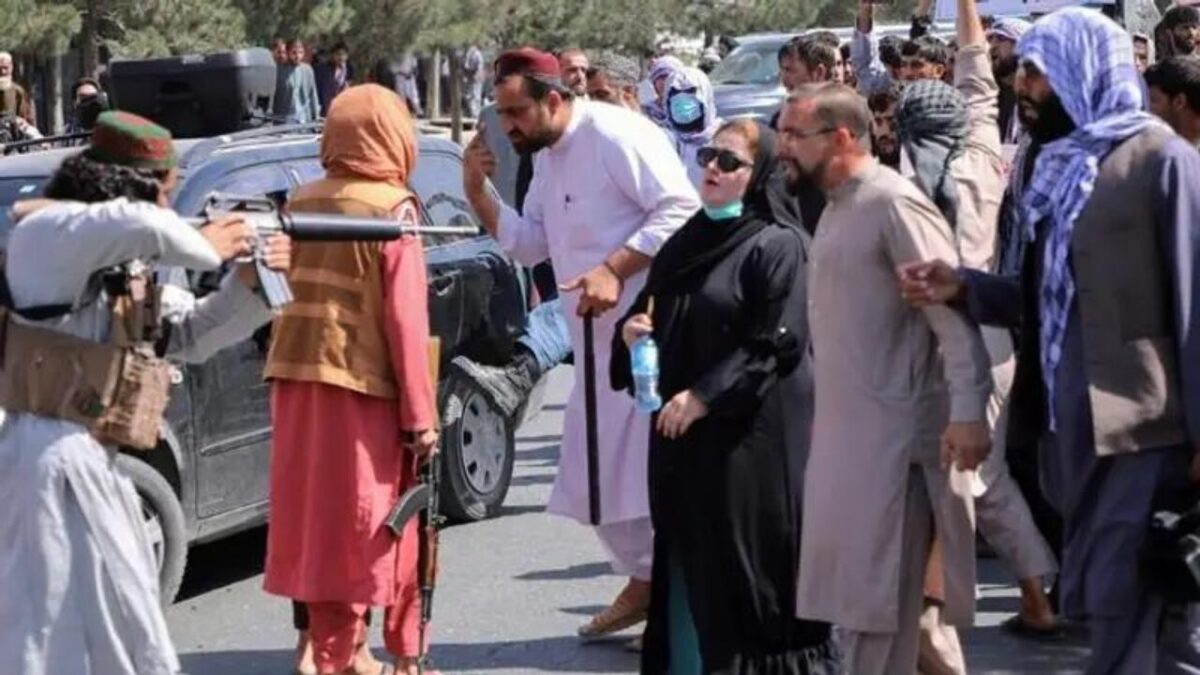 ملګرو ملتونو ته: د افغانستان د ښځو پر وړاندې محدودیتونه دې «جنسیتي اپارتاید» وبلل شي