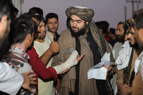 طالبان: له ایرانه ځینو راستنېدونکو خپل کلتور هېر کړی دی