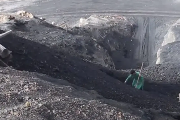 1000 Tonnes of Coal Extracted In Northern Afghanistan Per Day, Says Taliban