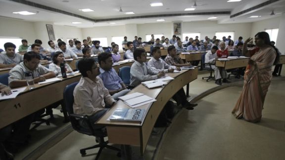 دانشجویان نظامی افغان در هند ۱۲ ماه دیگر هم آموزش میبینند