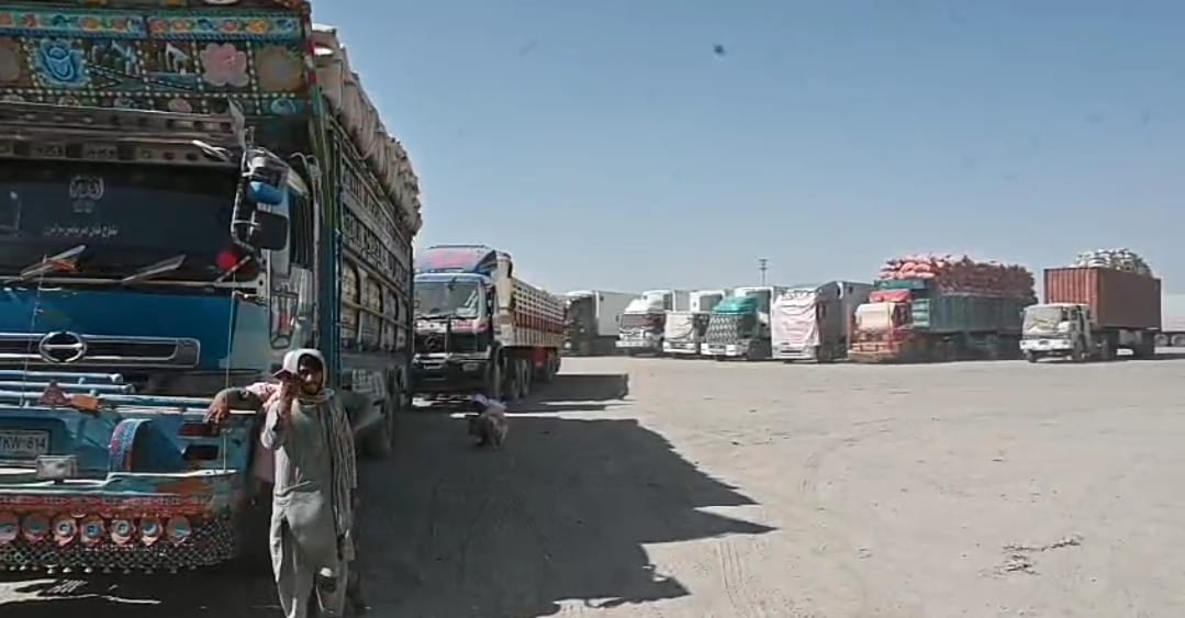 پر ډیورنډ کرښه تړلې لارې؛ پاکستان خپلې سوداګریزې لارې بدلوي
