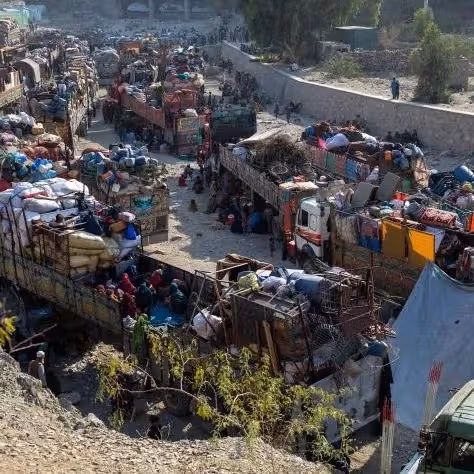 پاکستان و ایران بیش از ۹ هزار و ۵۰۰ افغان را در یک روز اخراج کردند