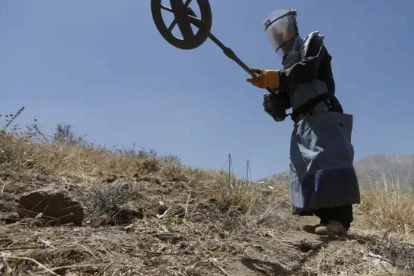 مقتل طفلين جراء انفجار ذخائر غير منفجرة في خوست