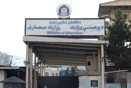 وزارت معارف طالبان برای دانش‌آموزان ممتاز پسر مکتب ویژه می‌سازد
