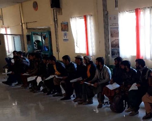 طالبان میگوید بیش از دو هزار مهاجر دیگر از ایران به افغانستان بازگشتند