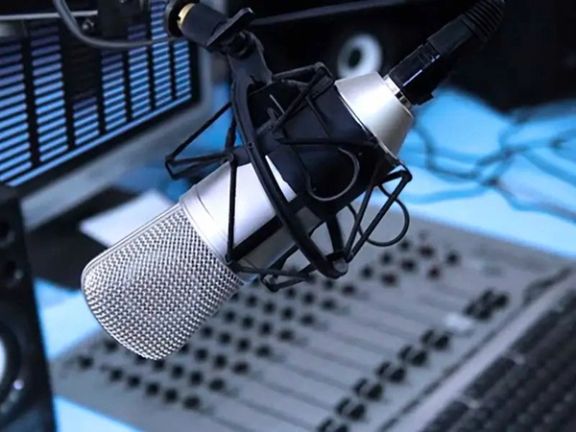 مرکز خبرنگاران افغانستان: به نگرانیهای خبرنگاران و رسانهها در نشست دوحه اولویت داده شود