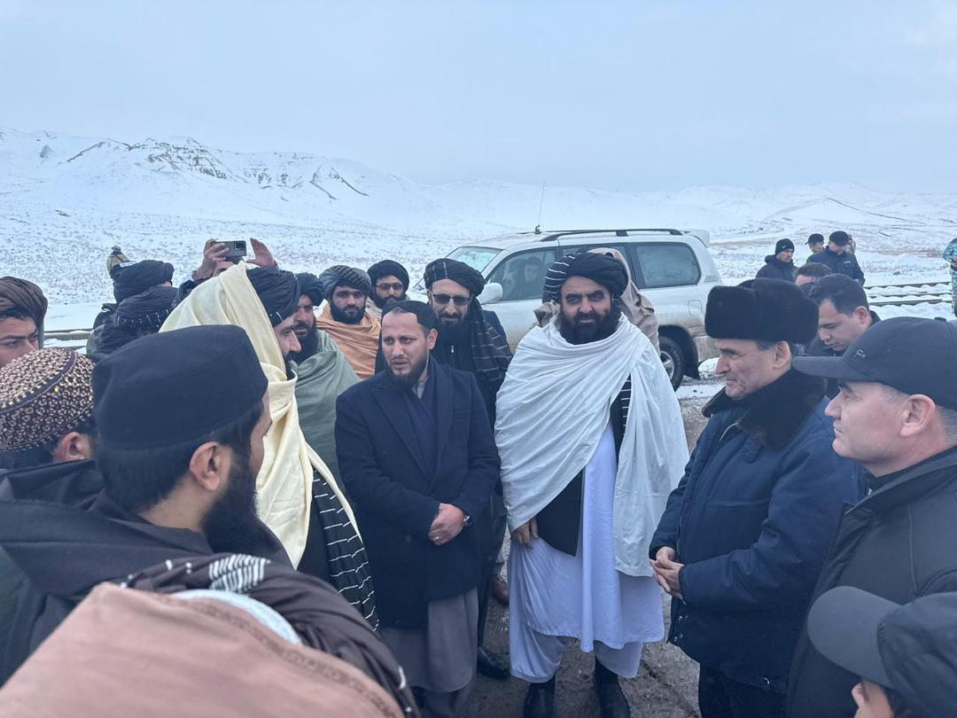 د طالبانو د بهرنیو چارو وزیر په هرات کې د ترکمنستان د بهرنیو چارو له وزیر سره لیدلي