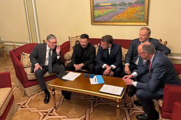 د درېیو اروپايي هېوادونو مشرانو د اوکراین د سولې لپاره د خپل بشپړ ملاتړ پر دوام ټینګار کړی