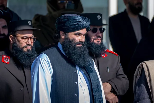 حقانی میگوید طالبان مشکلات موجود در افغانستان را از طریق گفتوگو حل میکند