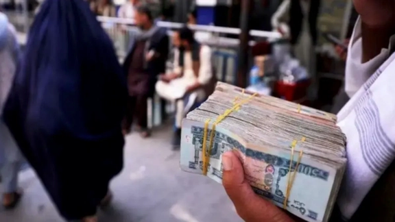Taliban Announces Approval of New Law on Money Exchange & Services