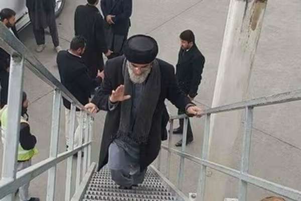 Hekmatyar Travels To Malaysia For Medical Treatment, Say Sources