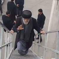 رهبر حزب اسلامی به مالزیا رفت