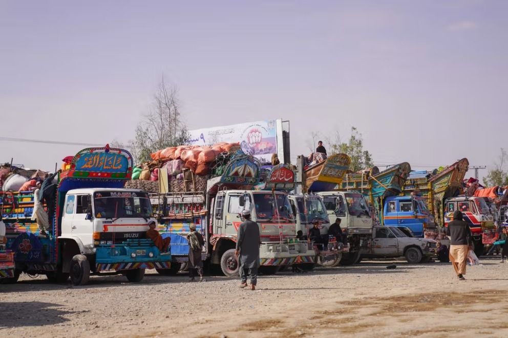 طالبان می‌گوید نزدیک به سه هزار افغان در یک روز از پاکستان اخراج شدند