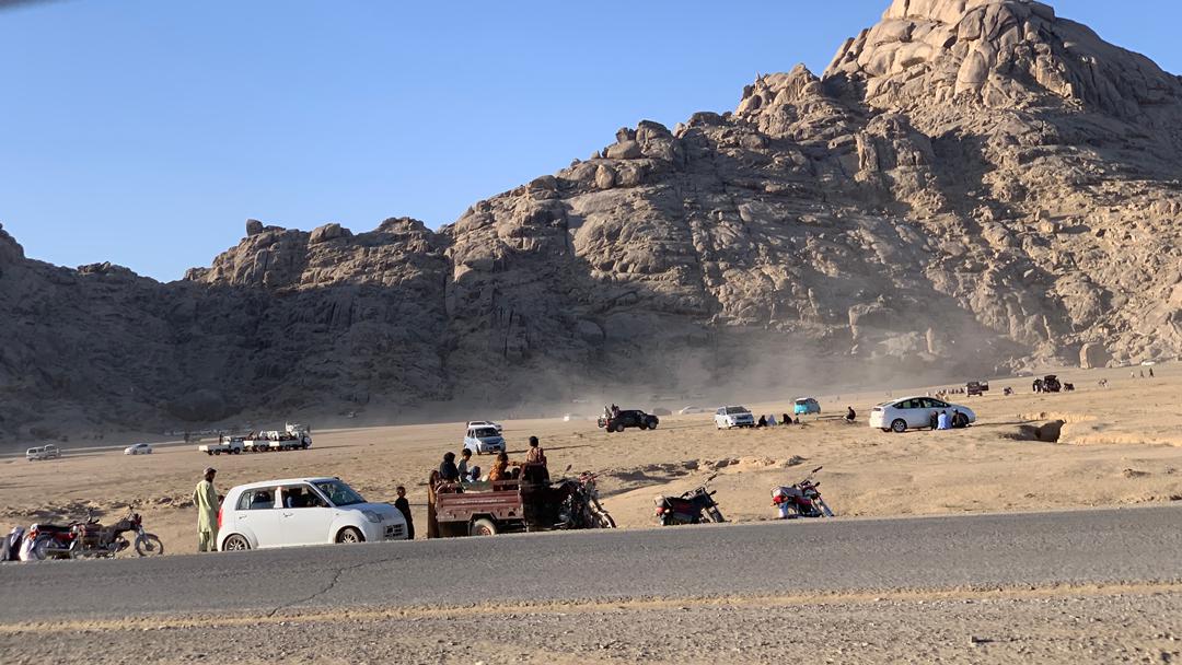 په بولدک کې یو شمېر کورنۍ د پاکستان د بیا بریدونو له وېرې خپلو کورونو ته نه ستنېږي