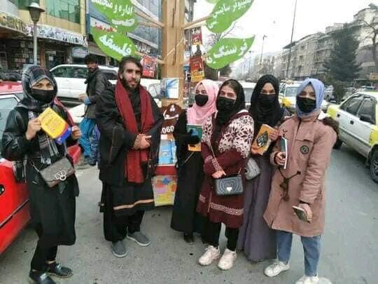 اسماعیل مشعل، استاد دانشگاه توسط طالبان بازداشت شد