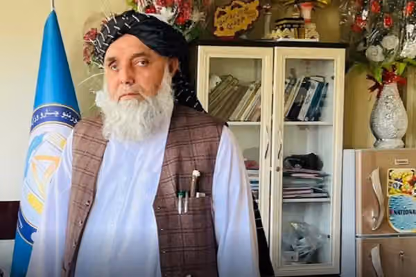 په بامیان کې د طالبانو پخوانی والي: د بودا مجسمې مې په خپلو لاسونو ویجاړې کړې