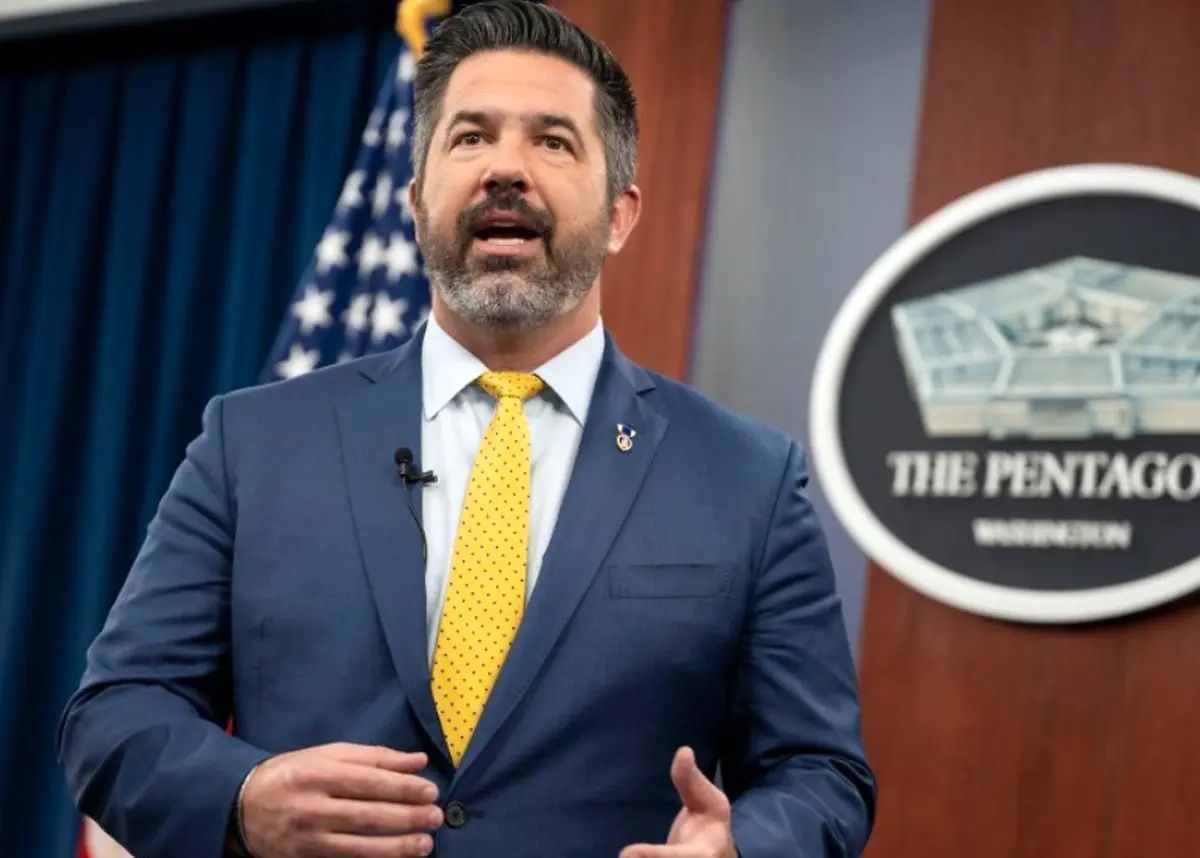 د پنټاګون نوی ویاند: طالبانو ته د افغانستان سپارل زما لپاره ډېره دردونکې وه