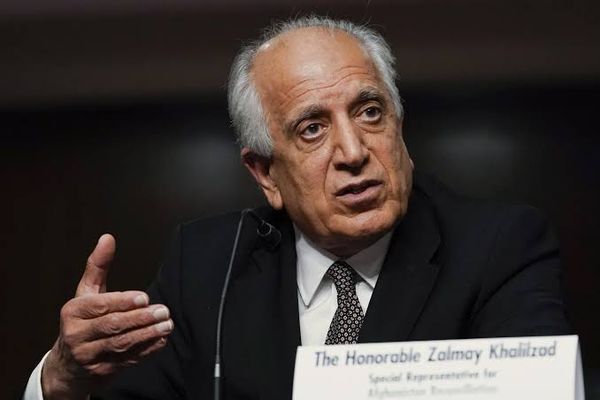 خلیلزاد د ټرمپ هغه ادعا رد کړه چې ګواکې چین د بګرام اډه کنټرولوي