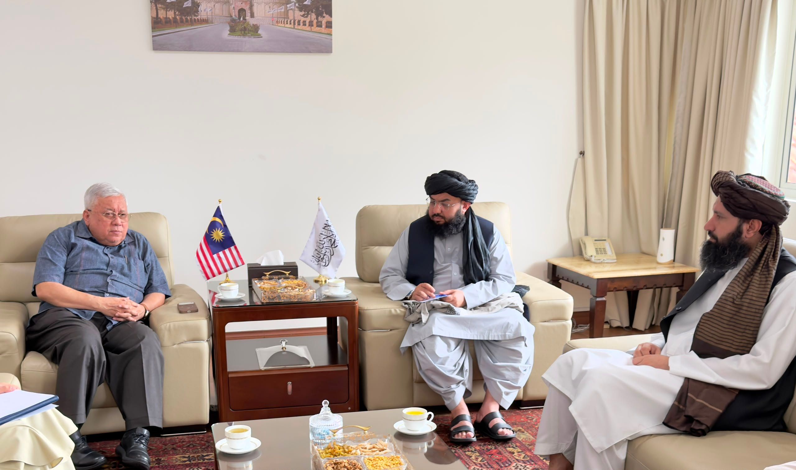 د طالبانو استازو د افغانستان لپاره د مالیزیا له ځانګړي استازي سره لیدلي