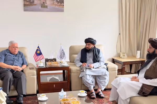 د طالبانو استازو د افغانستان لپاره د مالیزیا له ځانګړي استازي سره لیدلي