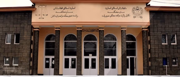 طالبانو په کابل کې یو کس په دُرو وهلی دی