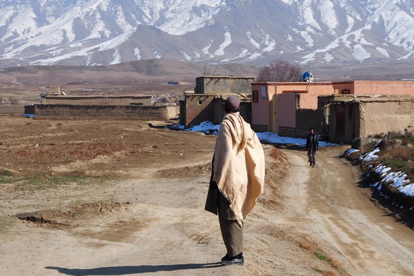 پژوهش: بیش از نیمی از بازگشتکنندگان در نیمه اول سال گذشته به غذای کافی دسترسی نداشتند