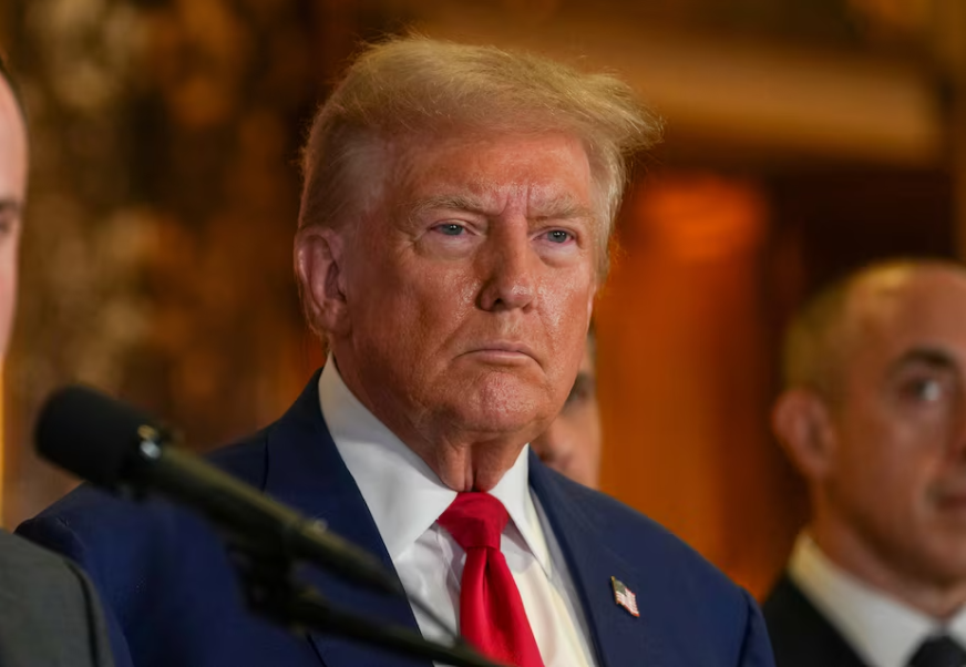 دادگاه عالی امریکا درخواست ترامپ برای جلوگیری از صدور حکم در پرونده حق‌السکوت را رد کرد