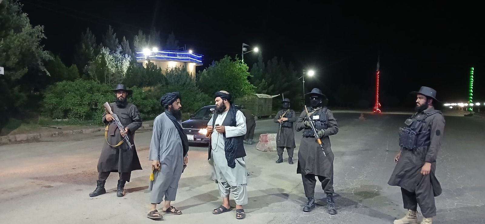 مقام‌های طالبان اختلاف داخلی میان این گروه را انکار می‌کنند