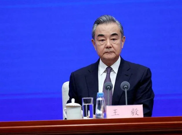 د چین د بهرنیو چارو وزیر: اسراییل دې د غزې اوسېدونکو ته له ډله ییزې سزا  څخه لاس واخلي