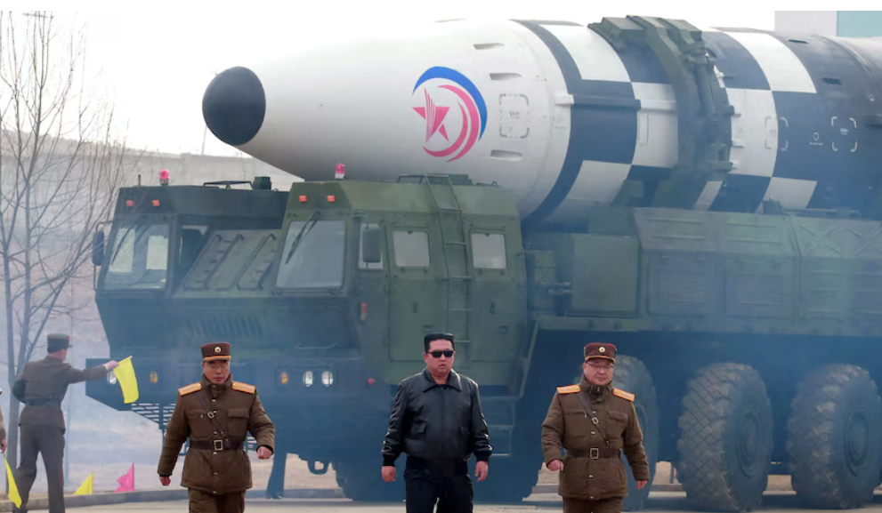 کیم جونگ اون دستور به آمادگی کامل برای استفاده از قابلیت‌‍‌های هسته‌ای را صادر کرد