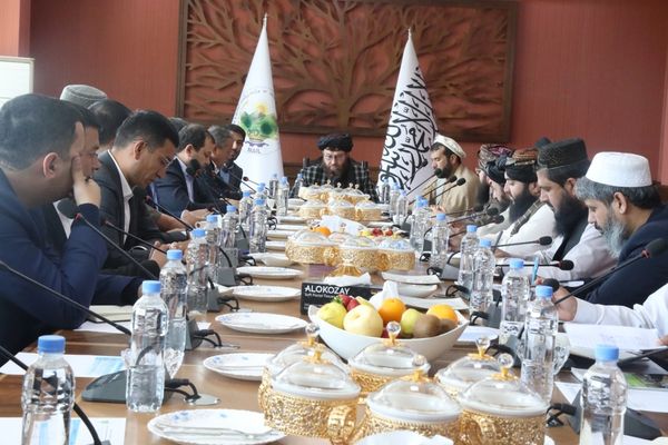 طالبانو له ازبکستان نه افغان سوداګرو ته د ترانزیټي اسانتیاوو برابرولو غوښتنه کړې