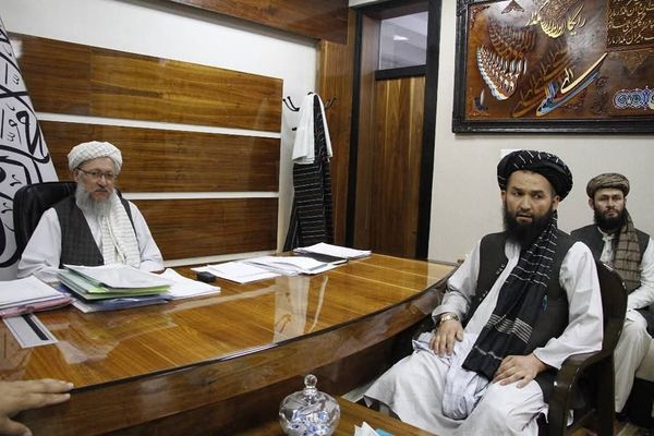 د فاریاب د استخباراتو مشر منصور اکه: بهرني «ناکام» مشران د خلکو په وینو تجارت کوي