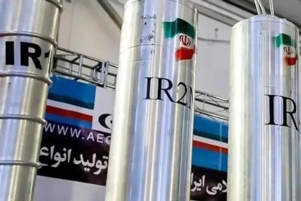 د ایران بهرنیو چارو وزیر: غني شوي یورانیم به له ایران څخه ونه وځي