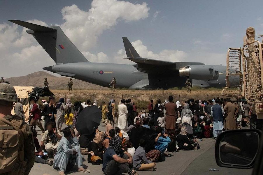 بريطانيا تمنح مئات الجنود الأفغان من القوات الخاصة وثائق إقامة