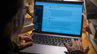 طنز سیاسی؛ چت جیپیتی درباره افغانستان و طالبان چه میگوید؟